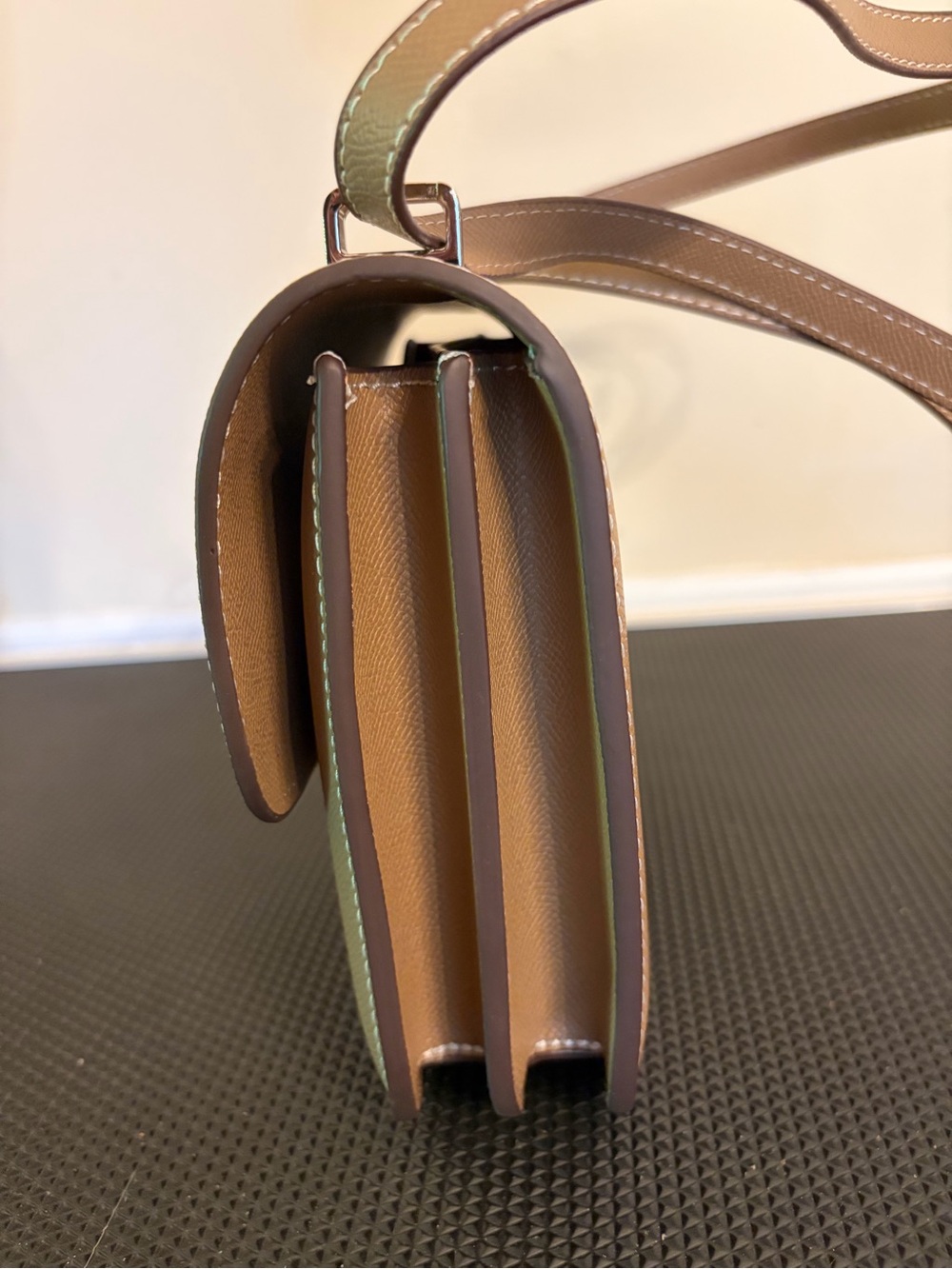 Silver Hardware Real Leather Shoulder/Crossbody bag with and H Closure - Picture 10 of 12